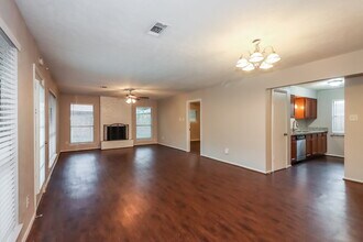 1909 Chelsea Ct in Rosenberg, TX - Building Photo - Building Photo