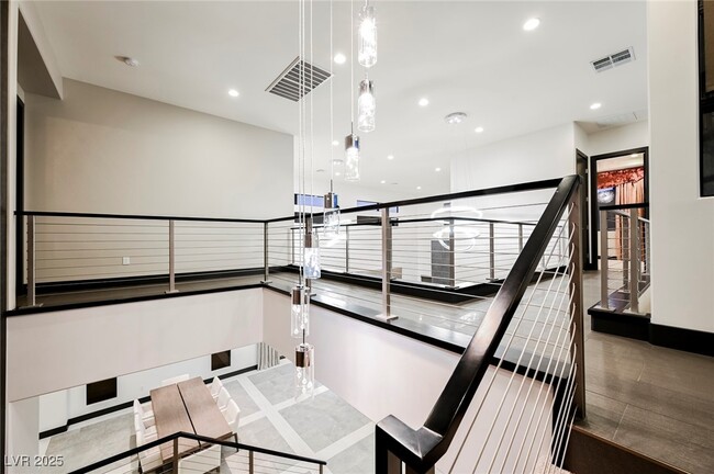property at 94 Glade Hollow Dr