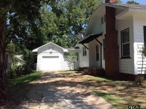 624 Nacogdoches St in Jacksonville, TX - Building Photo - Building Photo