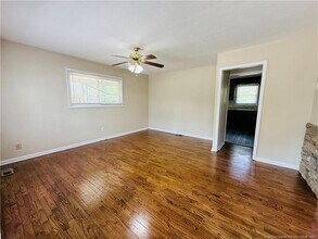 5860 Rockfish Rd in Hope Mills, NC - Building Photo - Building Photo