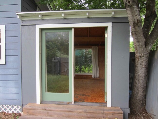 5001 Duval St in Austin, TX - Building Photo - Building Photo