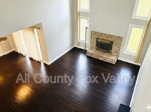 3121 Indian Creek Dr in Buffalo Grove, IL - Building Photo - Building Photo