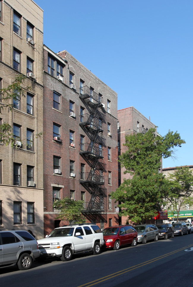 590 W 204th St in New York, NY - Building Photo - Building Photo