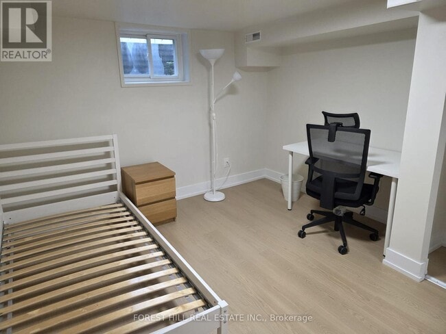 property at 273 Silver Springs Blvd