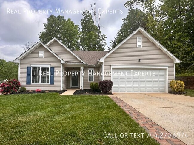 property at 5928 Briggs Dr