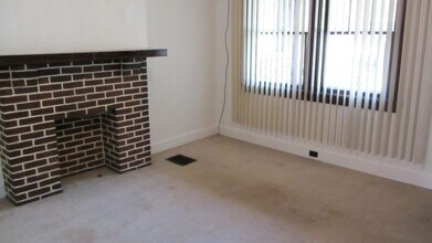 1845 Chislett St in Pittsburgh, PA - Building Photo - Building Photo