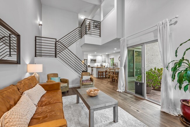 property at 314 Via Colinas