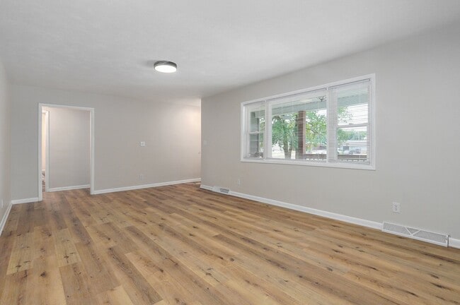 530 S Weller Ave in Springfield, MO - Building Photo - Building Photo