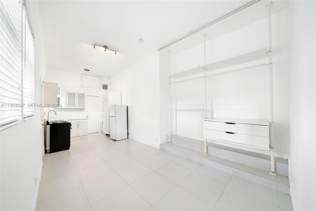 property at 3262 Elizabeth St