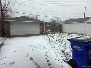 16647 Rossini Dr in Detroit, MI - Building Photo - Building Photo