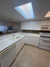 4 Oceans W Blvd in Daytona Beach, FL - Building Photo - Building Photo