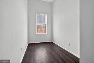 1918 W Diamond St in Philadelphia, PA - Building Photo - Building Photo