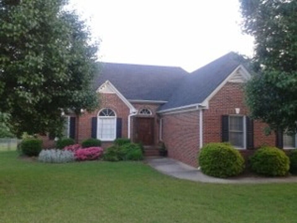 259 Faye Ct in Greer, SC - Building Photo