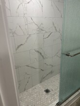 543 Central St in Stoughton, MA - Foto de edificio - Building Photo