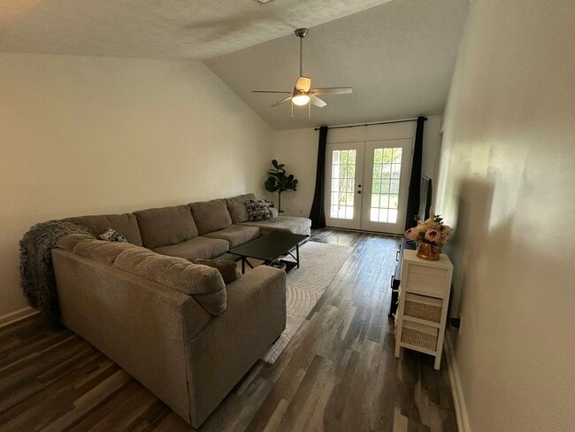 6303 Causeway Rd in Panama City, FL - Building Photo - Building Photo