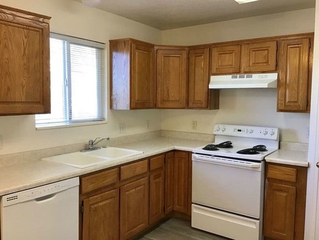 154 E 100 N-Unit -1 in Washington, UT - Building Photo - Building Photo