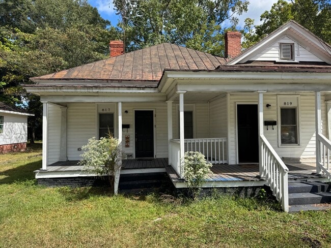 property at 817-819 Arlington St