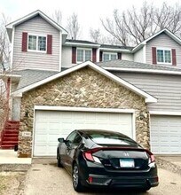 2391 Williams Dr in Burnsville, MN - Building Photo - Building Photo