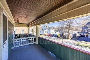 3 Sumner Park in Rochester, NY - Building Photo