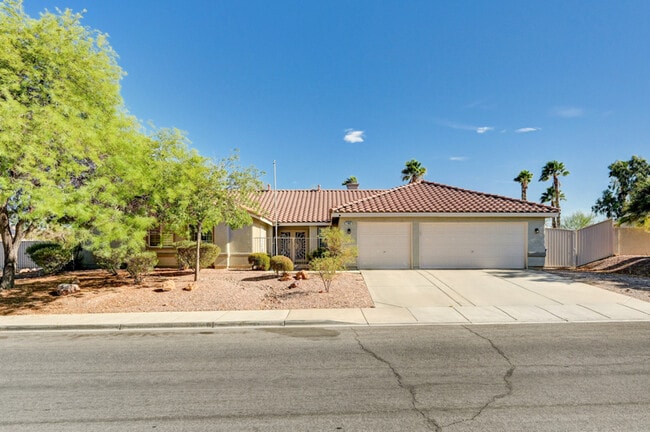 7401 Wittig Ave in Las Vegas, NV - Building Photo - Building Photo