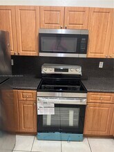 2524 SE 16th St in Homestead, FL - Building Photo - Building Photo