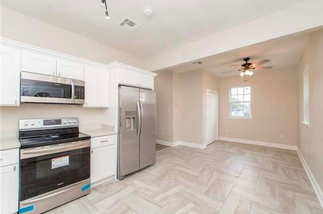 2625 S Galvez St in New Orleans, LA - Building Photo - Building Photo