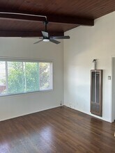 218 Newport Ave in Long Beach, CA - Building Photo - Building Photo