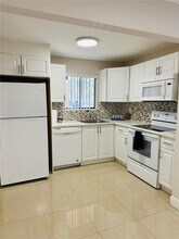 6900 SW 39th St in Davie, FL - Building Photo - Building Photo
