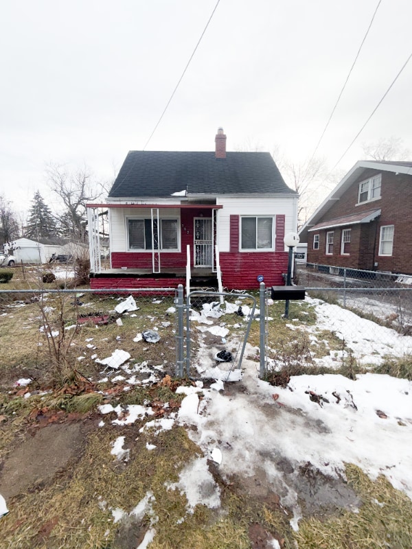 property at 762 E Alma Ave