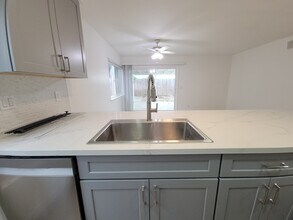 8287 Lapiz Drive in San Diego, CA - Building Photo - Building Photo