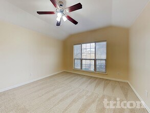 8536 Cherry Bark Ln in Fort Worth, TX - Building Photo - Building Photo