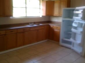 2350 Lyndell Dr, Unit C in Chalmette, LA - Building Photo - Building Photo