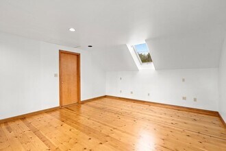 270 North Ave in Weston, MA - Building Photo - Building Photo