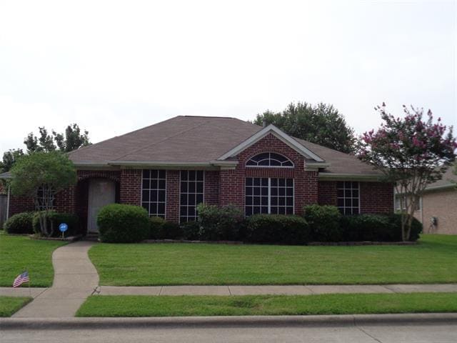7510 Colfax Dr in Rowlett, TX - Building Photo - Building Photo