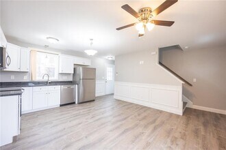 6 Mainella St in North Providence, RI - Building Photo - Building Photo