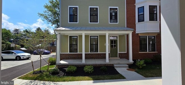 418 Chapel Alley in Frederick, MD - Building Photo - Building Photo