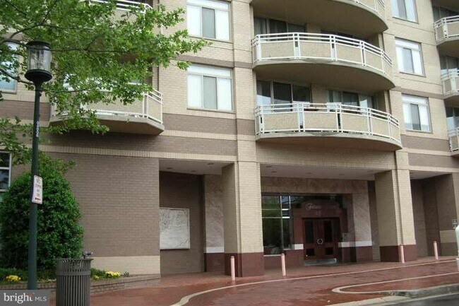 property at 4801 Fairmont Ave