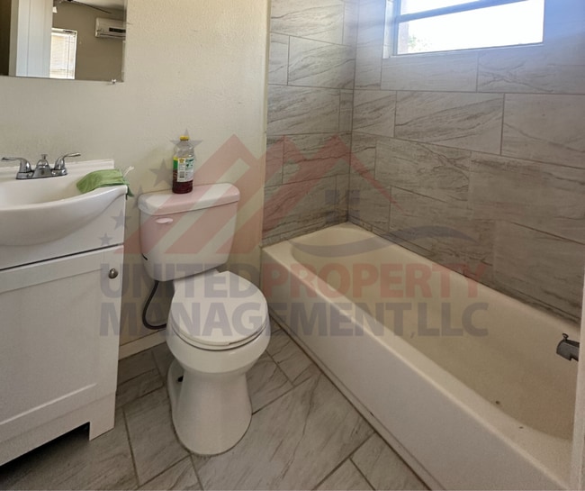 504 W Tansill St in Carlsbad, NM - Building Photo - Building Photo
