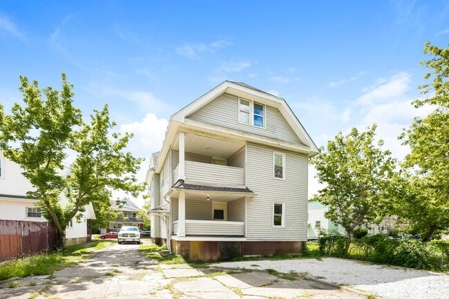 4014 Cypress Ave in Cleveland, OH - Building Photo - Building Photo
