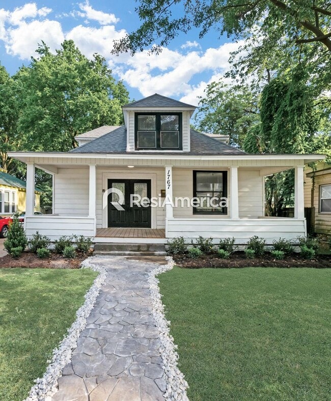 property at 1767 Nelson Ave