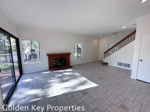 2977 Glenbrook St in Carlsbad, CA - Building Photo - Building Photo
