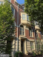 14 Keith's Ln in Alexandria, VA - Building Photo - Building Photo