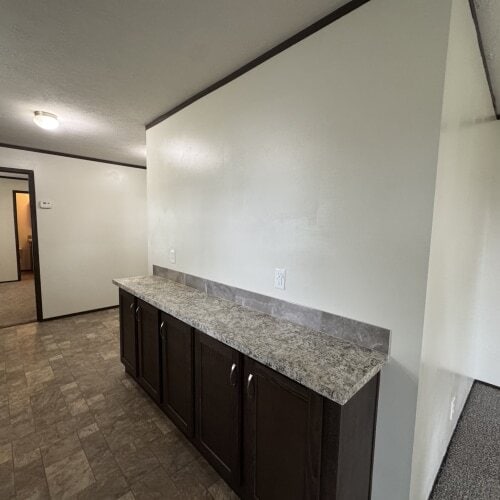 27 Crestwood Dr in Middletown, IN - Building Photo