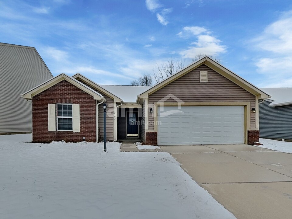 5904 Jackie Ln in Indianapolis, IN - Building Photo
