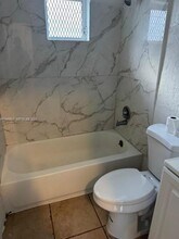 3017 NW 7th Ct in Fort Lauderdale, FL - Building Photo - Building Photo