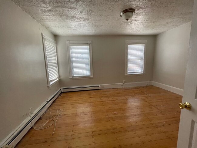 339 Centre St, Unit #2 in Boston, MA - Building Photo - Building Photo