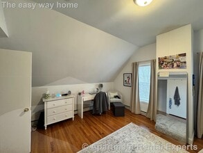 25 4th St, Unit 1 in Medford, MA - Building Photo - Building Photo