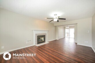 113 Oakview Dr in Mooresville, IN - Foto de edificio - Building Photo