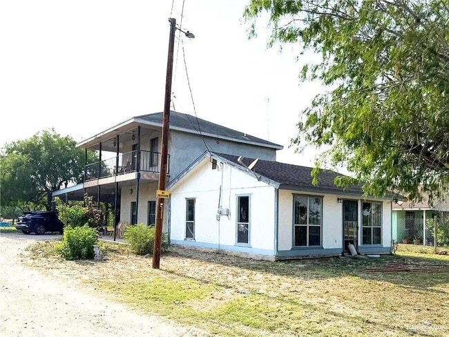 property at 11 Moorefield Rd