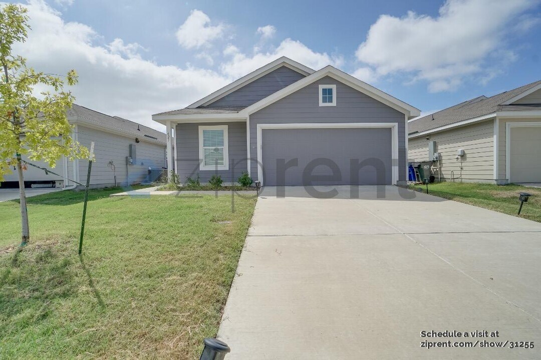 627 Cochran Dr in Princeton, TX - Building Photo